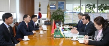 이낙연 전남도지사, 쑨시엔위 주 광주중국총영사와 면담