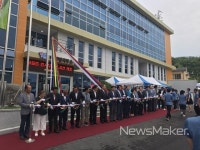 글이 담겨있는 터 거제시립하청도서관 개관
