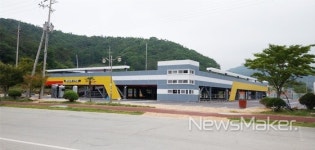 완도군, 공설운동장 주차타워 준공..체육시설 확충 박차