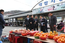 창녕군, 설맞이 전통시장 및 민생현장 점검