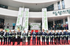 담양 전통시장, 옥상정원 품은 상설시장으로 재 개장