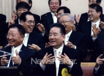 [박성서 평론] 전우, 전장에 피는 꽃의 남성 트리오 별셋, 김광진의 삶과 노래[3]