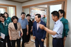 성낙인 창녕군수, 폭염·폭우 이상 기후 대비 무더위쉼터ㆍ산사태 취약지 등 직접 점검