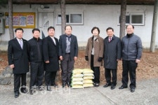 소외된 이웃 위한 나눔 솔선수범