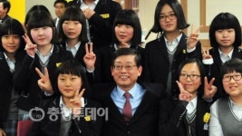 김황식 국무총리 법동중서 행복한 특강
