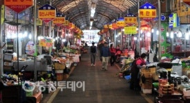 대형마트·SSM 첫 강제휴무 … 불편한 시민·재래시장 한산