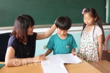 1교사 7자녀 결연맺고 情나누는 가족같은 학교