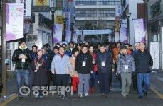 염홍철 대전시장 원도심 상권 회복 자신감 가져야