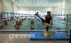 충주환경체육센터 수영장 만족도 높아