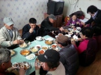 9년째 이어온 인연 부모님처럼 모시고파