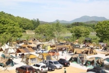신나는 캠핑 폐교에서 즐겨요