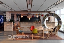 책으로 합창하고 문화를 꽃피우다