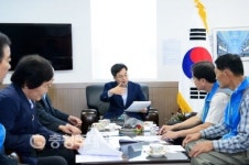 김동연 국무조정실장 세종전통시장 방문