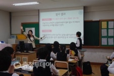 제자들의 미래위한 따뜻한 관심