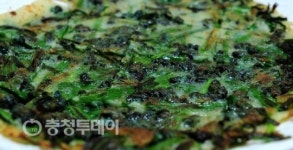 뜨끈한 올갱이 해장국에 밥한그릇 뚝딱
