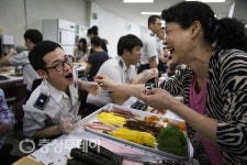 아들, 어릴적 소풍 김밥 생각나?