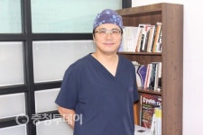 공주 성모안과 천희종 원장 “모금회는 곧 행복의 씨앗… 나눌수 있어 보람차요”