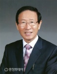 이준규 대전산성초등학교 교장 “바탕교육 실천으로 기본이 바로 선 8바탕미인 기릅니다”