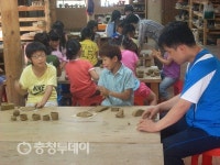 ‘독짓는 마을 옹기공방’ 체험학습장 북적