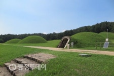 부여 능산리 고분군과 백제대향로에 얽힌 이야기