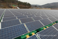 세계최대 추풍령저수지 태양광발전소 1년만에 폐업 위기