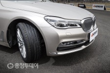 명품과 명품의 만남… 한국타이어 뉴 7시리즈도 계약