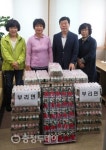 금산 부리면사무소 가정의 달 맞아 후원물품·선물 전달