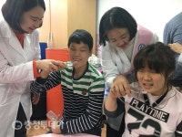 치과의료진들 청주맹학교 무료구강 건강관리 사랑나눔 행사