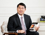 정종석 대전중촌초등학교 교장 가온누리에서 솟아나는 행복바이러스!