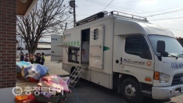 “일반빨래부터 힘든 이불빨래까지 척척… 세탁차량이 달려갑니다”