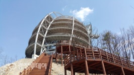 단양 만천하 스카이워크 곧 개장… ‘전국서 주목’