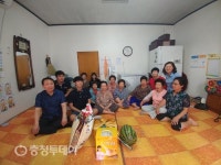 충주상고 학생들 지역 어르신 돕기 앞장