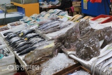 ㈜대전 노은 진영수산, ‘바다에서 식탁까지’ 신선한 수산물만을 공급합니다