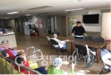 선사인혜요양원, 함께 걸어요, 꽃길老