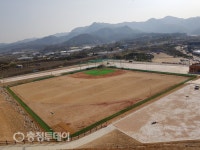 옥천군, 야구전용구장 완료…명품생활체육도시로 우뚝
