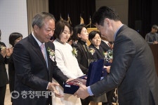 이신호 국립세종도서관장 ‘한국도서관상’