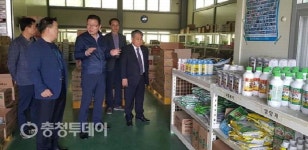 김태종 충북농협 본부장, 내수·증평농협 격려방문