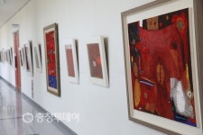 충남도교육청, 유천균 서양화 초대전… 내달 25일까지