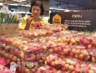 롯데슈퍼 엑스포점, 제철 햇과일 풍성