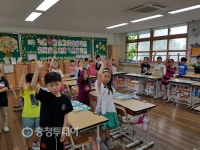 초등학교 한글수업은 신나게 그리고 꼼꼼히