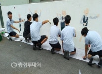 획일적 학교공간 벗어나… 다함께 그려가는 행복공간