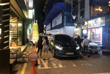 차 반 사람 반 둔산동·궁동 보행환경개선지구 보행자 안전 우려