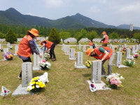 신협중앙회, 대전 현충원 묘역정비 봉사활동 실시