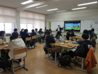 첫 중학교 생활, 건강한 친구관계 형성 도와요