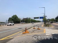 비오면 못 지나가요 홈플러스 유성점 앞 보행시설 설치 요구 결국 무산