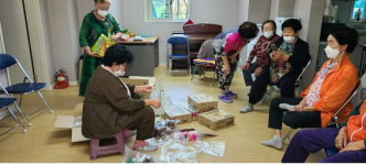 어르신을 위한 아파트 공사현장 종사자들의 선물