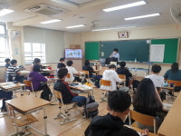 교육 성장 위해… 학생만큼 교사들도 함께 열공해요