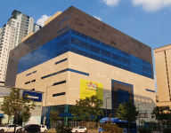 수차례 개점 연기 유성 골든하이 NC백화점이 품는다