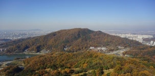 청주 상징이자 대표 시민 휴식 공간 우암산