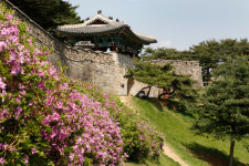 청주 상징이자 대표 시민 휴식 공간 우암산